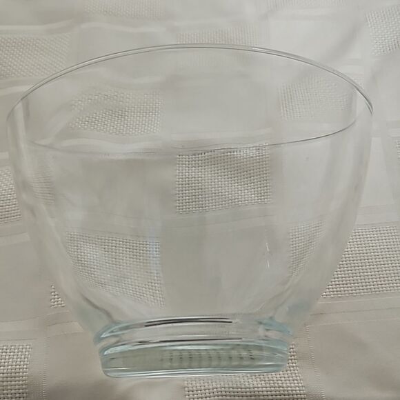 Clear Glass Bowl 7.5"-5.5" - Picture 3 of 16